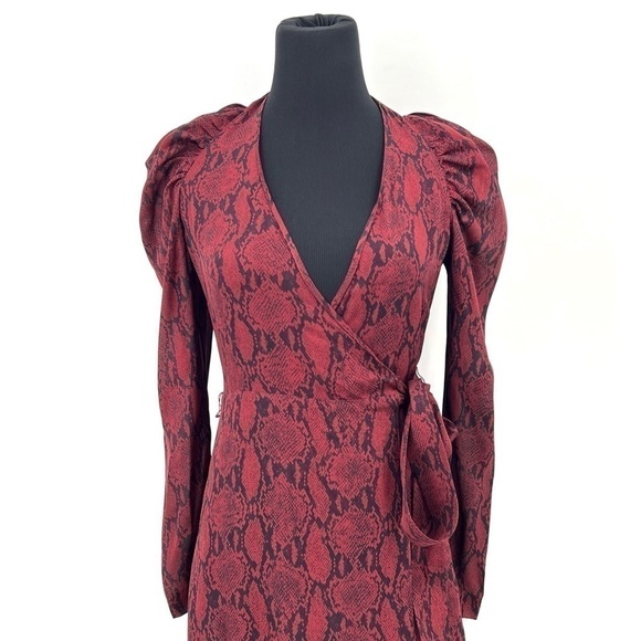 ALC RED SNAKESKIN SILK LONG PUFF SLEEVE RED HOLIDAY TIANNA WRAP MIDI DRESS - Picture 4 of 11